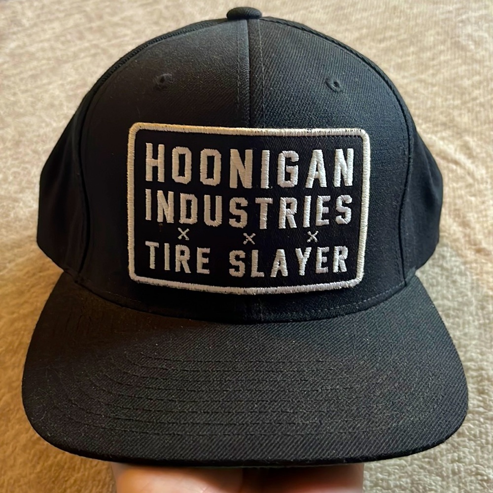 Hoonigan Tire Slayer Snapback Hat – Adjustable Snap Back Cap for Gear Heads